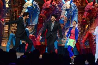 Ranveer and Arjun perform on Comedy Circus