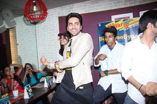 Ayushmann performs at the Promotions of Bewakoofiyaan at Cafe Coffee Day