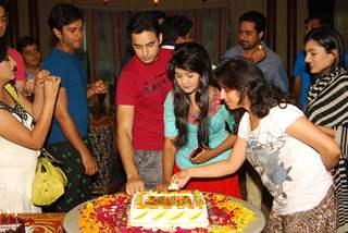 Aur Pyar Ho Gaya celebrated the completion of 100 episodes