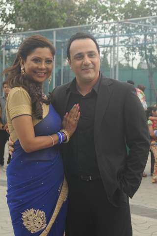 Maninee and Mihir at Star Parivaar Awards 2014