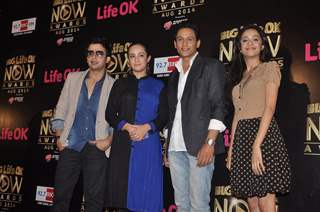 Cast of Baawre at Life Ok Now Awards