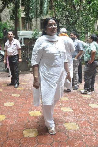 Pratima Kazmi was at the Funeral of Dharmesh Tiwari