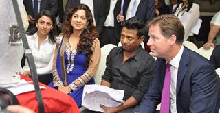 Bhavna Talwar, Juhi Chawla, Onir with the Deputy Prime Minister of U.K Nick Clegg