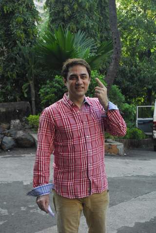 Faisal Khan Casts his Vote