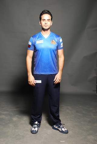 Waseem Mushtaq poses for the media at the Photo Shoot of BCL Team Chandigarh Cubs