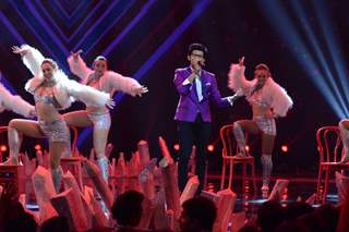 Darshan performs at the Grand Finale of India's Raw Star