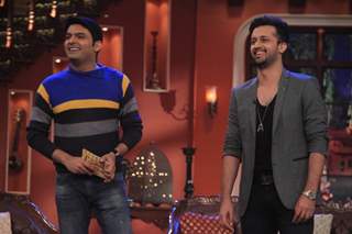 Atif Aslam interacts with the audience on Comedy Nights With Kapil