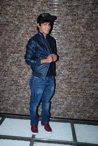 Utkarsh Gupta poses for the media at the Success Bash of Kaisi Yeh Yaariyan