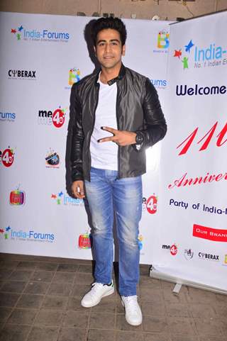 Dishank Arora poses for the camera at India-Forums 11th Anniversary Bash