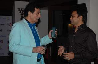 Dheeraj Kumar in conversation with Vijay Bhatter at India-Forums 11th Anniversary Bash