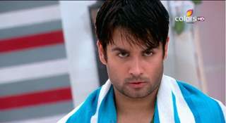 Vivian Dsena as Raj kumar aka raju