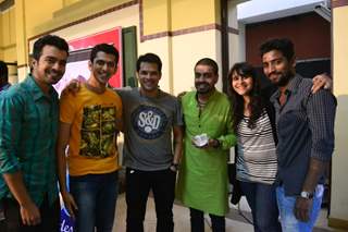 Team of Saada Haq poses for the media on Completing 300 Episodes