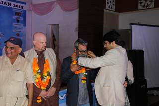 Anupam Shyam Ojha was felicitated with garland at Dr. Sunita Dube's Save The Girl Child Initiative