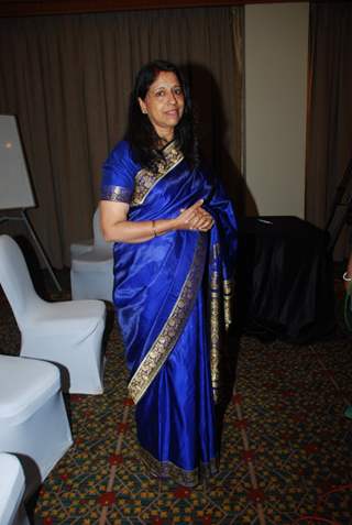 Kavita Krishnamurthy poses for the media at Radio Mirchi Awards Jury Meet