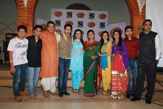 Team poses for the media at the Launch of Mooh Boli Shaadi