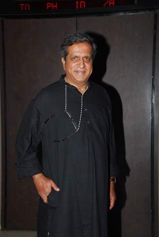 Darshan Jariwala poses for the media at Chishty Foundation Event
