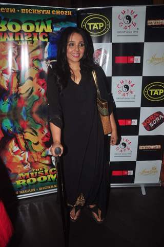 Suchitra Krishnamurthy poses for the media at Sonu Nigam and Bickram Ghosh's Album Launch