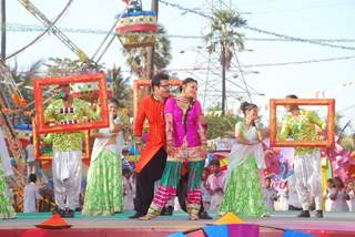 Rohit Roy and Sucheta Khanna perform at Sab TV's Holi Celebration