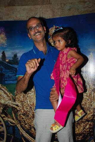 Rohan Sippy with his daughter at the Screening of Cindrella