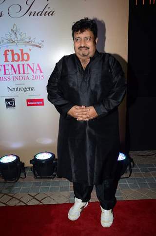 Neeraj Vora poses for the media at Femina Miss India 2015 Bash