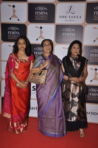Arundathi Nag poses with friends at L'Oreal Paris Femina Women Awards 2015