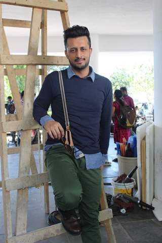 Atif Aslam poses for the media at T-Series Music Video Shoot