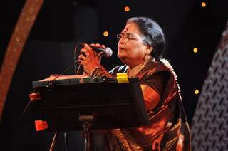 Usha Uthup at NRI of the Year Awards