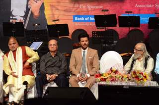 Dilip Prabhawalkar and Anil Kapoor at Dinanath Mangeshkar Award