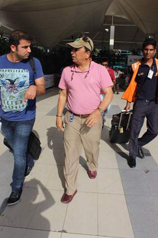 Sunil Gavaskar Snapped at Airport