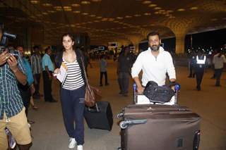 Abhsihek Kapoor and Pragya Yadav Snapped at Airport