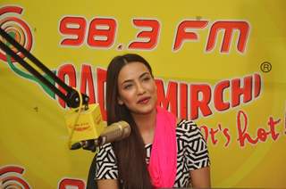 Tia Bajpai Promotes Baankey Ki Crazy Baraat at Radio Mirchi