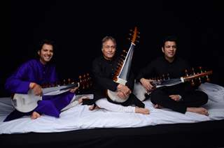 Amjad Ali Khan Shoots for Vande Mataram