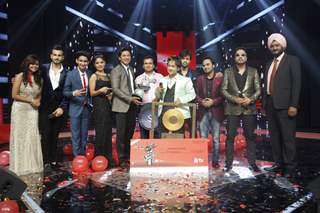 Winner of The Voice : India 'Paqwandeep Rajan' with Judges and Host
