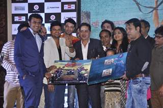 Suresh Raina and Aakash Dahiya at Music Launch of Meeruthiya Gangsters