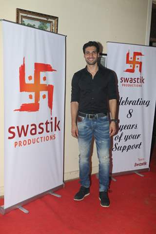 Aham Sharma at Siddharth Kumar Tewary's Birthday Bash