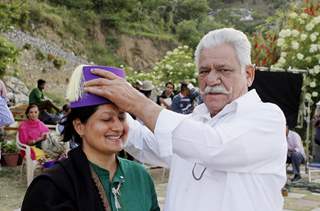 Om Puri On Set of 'Hogaya Dimaagh Ka Dahi'