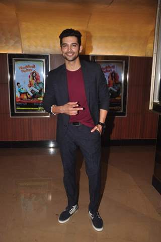 Diganth at the Premier of Wedding Pullav