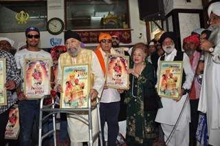 Randeep Hooda, Dharmendra, Armaan Kohli, Gulshan Grover, Nishi at Launch of 'Nanak Naam Jahaz Hai'