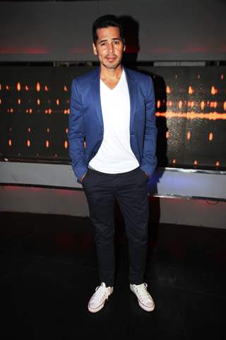 Dino Morea at Grand Finale of 'I Can Do That'