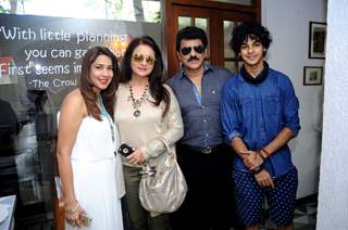 Poonam Dhillon, Rajesh Khattar and Ishaan Khattar Snapped at 'Fable' Restaurant