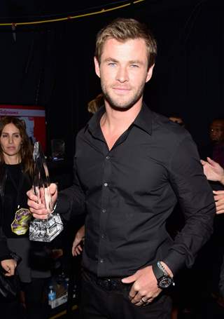 Chris Hemsworth at People's Choice Award 2016