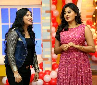 Swati Sharma and Nidhi Subbaiah at Promotions of 'Direct Ishq' on Comedy Classes
