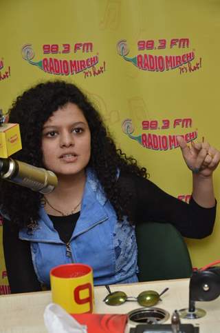 Palak Muchhal Goes Live at Radio Mirchi to Promote 'Ishq Forever'