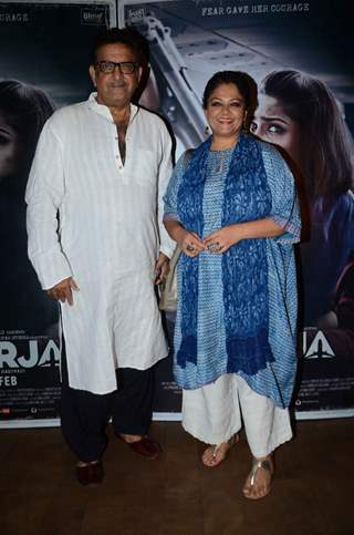 Tanvi Azmi with husband Baba Azmi at Special Screening of Neerja