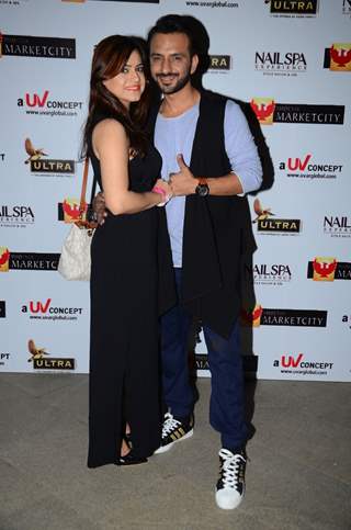 Rishika Mihani with Ali Merchant at the Promotions of Team Mumbai Tigers at Edward Maya Concert