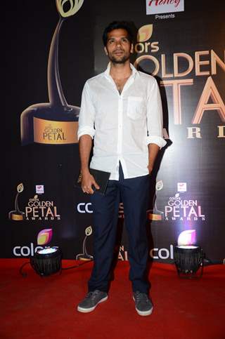 Neil Bhoopalam at Golden Petal Awards 2016