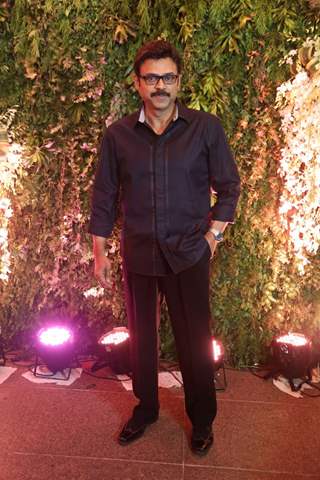 Daggubati Venkatesh at Chiranjeevi's Daughter Sreeja's Wedding!