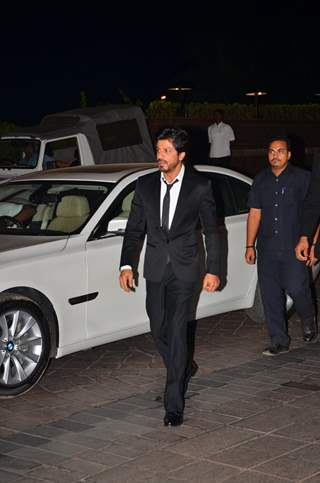 Shah Rukh Khan at Kapoor & Sons Success Bash