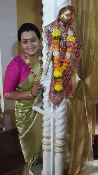 Shilpa Shirodkar Celebrates Gudi Padwa with the team of Silsila Pyaar Ka