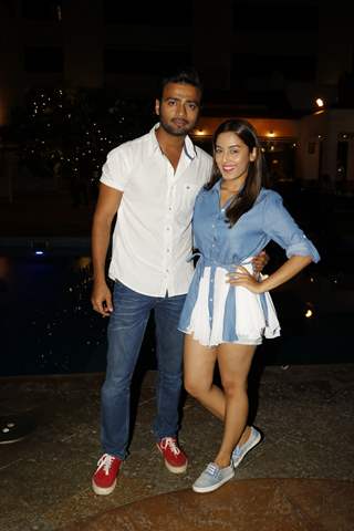 Srishty Rode and Manish Naggdev at Beach Volley Ball Mania